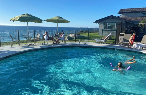 Del Mar Complejo | Charming resort in Del Mar for a relaxing getaway