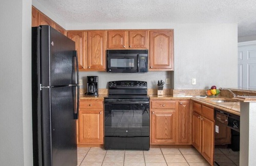 Las Vegas Apartamento | Charming resort in fabulous Las Vegas with AC, fitness room