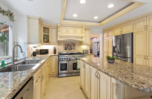 Valle Lindo Casa | Charming Retreat on Pomona: Your Ideal Getaway Awaits in Cozy Comfort #41679