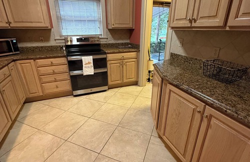 Carrollton Casa | Charming Riverside Getaway in Carrollton, KY