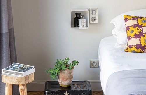 Castera-Verduzan Cama Y Desayuno | Charming room with private terrace in Gers spa village