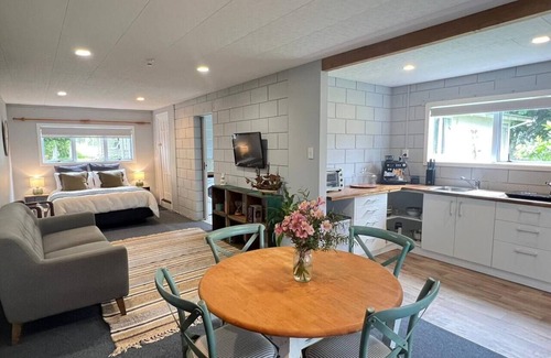 Eureka Cama Y Desayuno | Charming Rural Farm Cottage