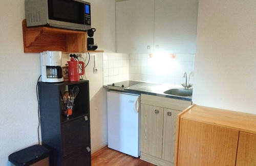 Prapoutel Apartamento | ¡Encantador estudio en 5to piso cerca de rutas de senderismo y centro acuático!