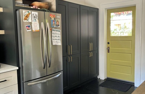 Chatham Crescent Casa | Charming Savannah Home in Quiet Neighborhood