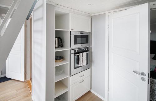 Fjallbacka Casa | Charming Sea-view Haven by AJF Dream Living