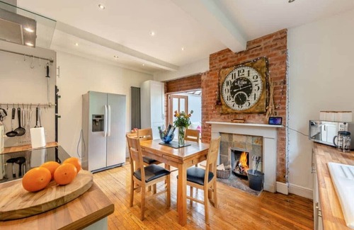 Shifnal Apartamento | Luxury Country Escape with hot tub
