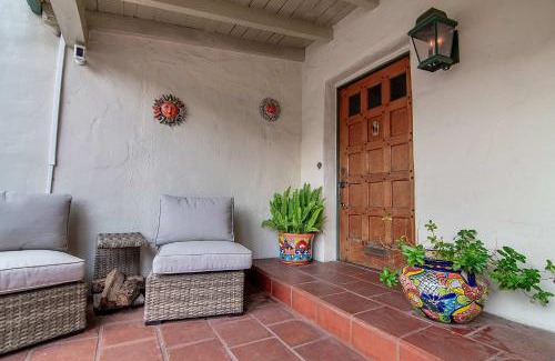 Mid-Wilshire Casa | Charming Spanish Villa with Jacuzzi in Prime LA Beverly Grove