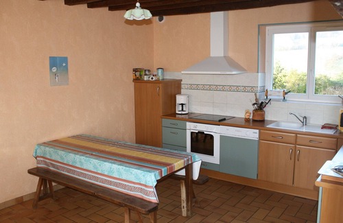 Saint-Remy-de-Sille Cabaña | Casa rural renovada con jardín y terraza, cerca de St Léonard des Bois