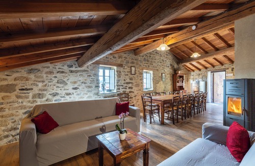 Mendatica Casa | Charming stone and wood vacation home in Liguria - natural idyll near Imperia