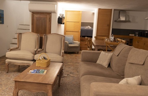 Sotta Casa | Charming Stone House with Pool – 7 Minutes from Porto-Vecchio