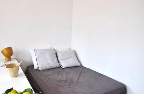 Notre-Dame du Mont Apartamento | Charming studio close to the OLD PORT