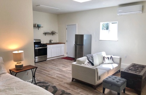 Napa Apartamento | Charming Studio in Great Location in Charming Napa, Close to Downtown..
