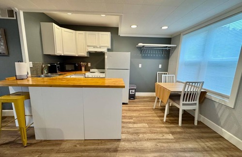 Roxhill Apartamento | Charming studio in marvelous Seattle with fenced patio