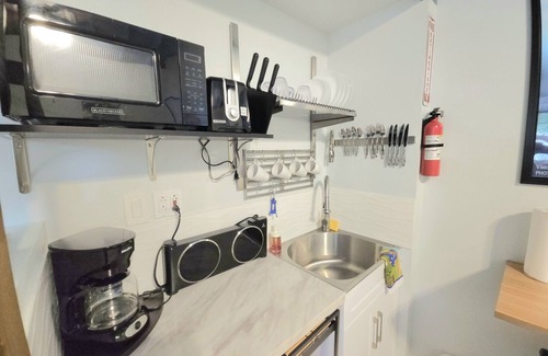 Royal Poinciana Apartamento | Charming Studio Loft In Hollywood Beach, Free Parking