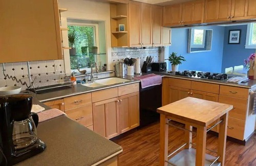 Sausalito Casa | Charming Sunny Sausalito Home With Water Views