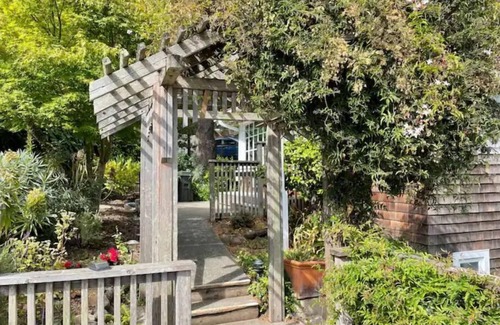Sausalito Casa | Charming Sunny Sausalito Home With Water Views