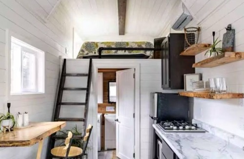 Stevens Point Casa | Charming Tiny Home in Stevens Point
