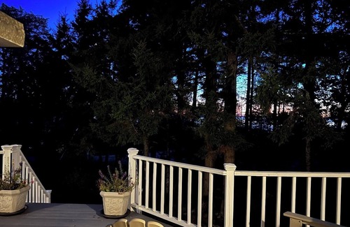 Brooksville Cabaña | Charming two-bedroom cottage on Cape Rosier walking distance to Bakeman Beach!