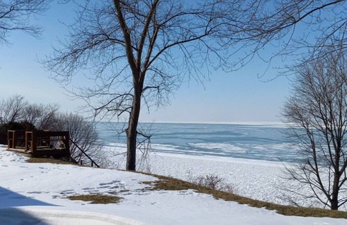 Conneaut Casa | Una encantadora casa de 1930 con vistas al lago Erie