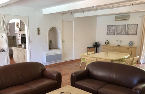 Mejannes-le-Clap Villa | Encantadora villa con gran piscina climatizada entre Ardèche y Provenza