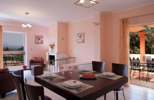 Evgiros Villa | Charming Villa in Lefkada with Private Pool