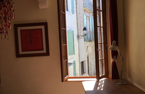 Puisserguier Casa | encantadora casa de pueblo con todas las comodidades y piscina