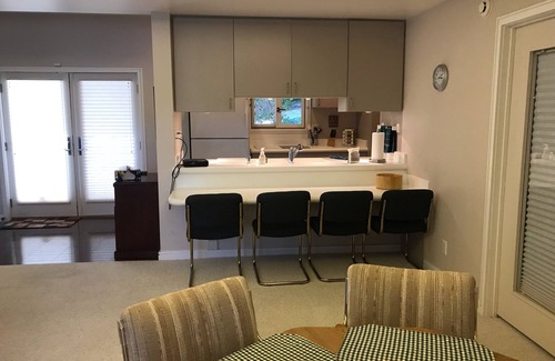 Robbinsville Casa | Charming WeeHaus with WiFi and AC at Lake Santeetlah close to Tail of the Dragon