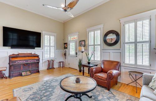 Wilmington Casa | Charming Wilmington Cottage - Walk to Downtown!