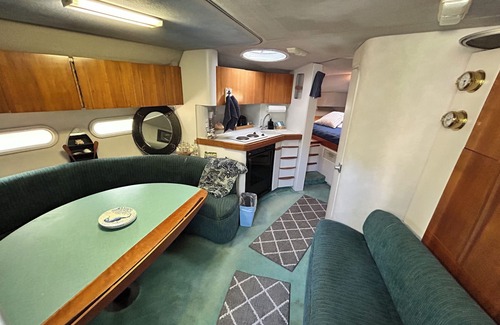 New Meadows Alquiler De Eote | Charming Yacht docked on the Little Salmon River Near Riggins