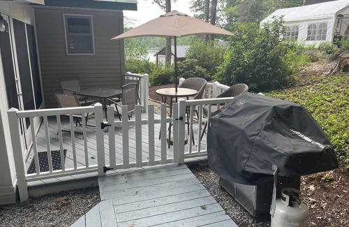 Sutton Casa | Charming year round 2 bedroom 2 bath house.