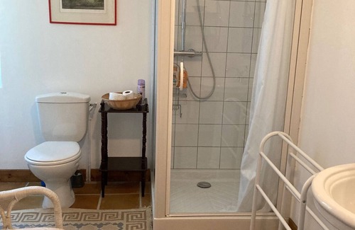 Marcillac-la-Croze Otro | An Oasis of Calm in Rural France - private & comfortable with a salt/sand pool