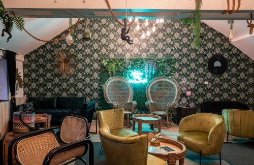 Saint-Etienne-de-Saint-Geoirs Casa | Chateau des Ayes - Chambres & suites