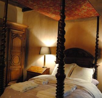 Chezelle Casa | Chateau de Montchoisy