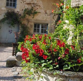 Chezelle Casa | Chateau de Montchoisy