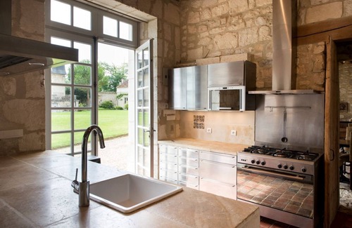 Mailly-le-Chateau Otro | Chateau Des Siecles And Annexe
