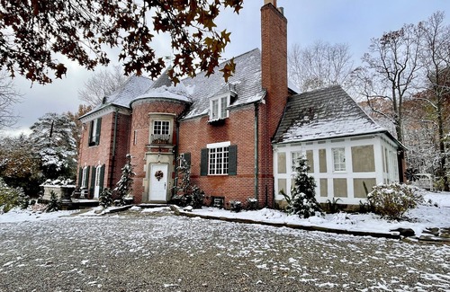 Mansfield Casa | **Chateau House Built in 1929**