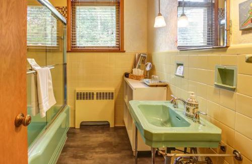 Chicoutimi Casa | Chateau Murdock Gite