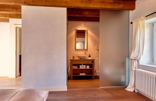 Salavaux Hotel | Chateau Salavaux