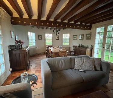 Verneuil d'Avre et d'Iton Villa | Chaumière entre rivière & champs, piscine privée