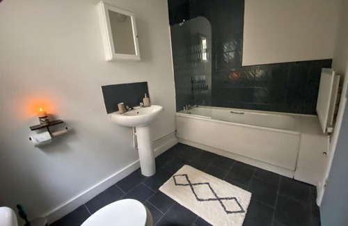 Bangor Apartamento | Cheap & Cheerful Apartment Near Bangor Marina