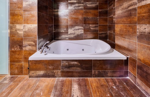 Loranca - Nuevo Versalles - Parque Miraflores Hotel | Checkin Madrid Móstoles