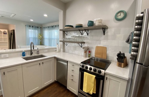Littleton Casa | Cheerful 3 Bedroom Littleton Residential Home