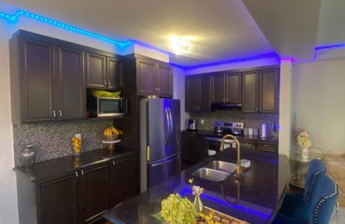 Ottawa Division Casa | Cheerful 3-bedroom vacation home luxury