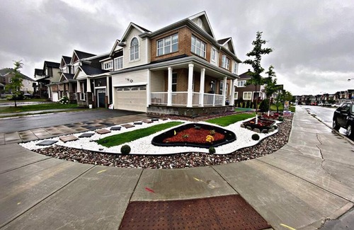 Ottawa Division Casa | Cheerful 3-bedroom vacation home luxury