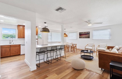Orlando Casa | Cheerful 4-bedroom POOL Home, Next to Universal