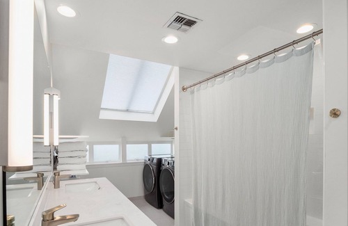 Seattle Alquiler De Eote | Cheerful floating home with hot tub