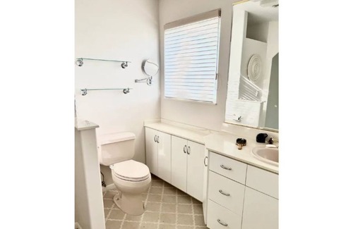 New York Mills Casa | Cheerful two bedroom home with patio