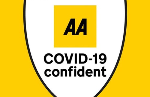 Dunstable Casa | Chelsea Garden -Huku Kwetu- Dunstable - Spacious 4 Bedroom House -L&D Hospital - London -M1- Airport -Group Accommodation up to 9 People