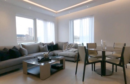 Sands End Apartamento | Chelsea Harbour 2-Bed Apartment in London