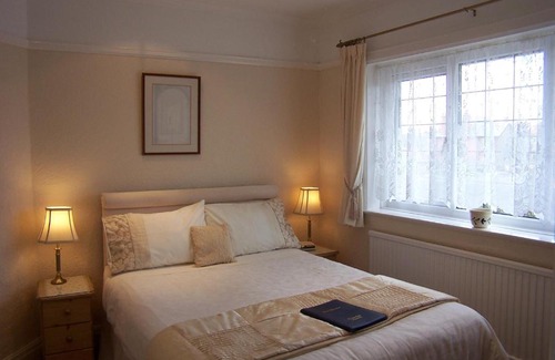 Muston Casa | Cherries